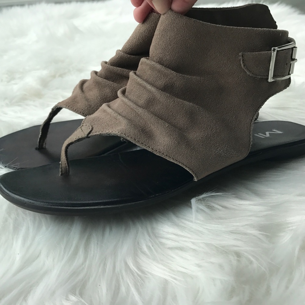 Cute taupe sandals.